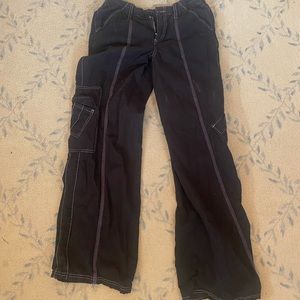 URban Outfitter Low Rise Black Cargo Pants